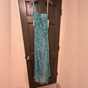 Primavera Prom Dress